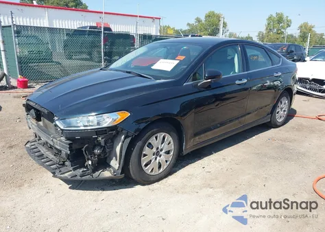 2014 Ford Fusion S из США, поврежденный, VIN 3FA6P0G74ER352391